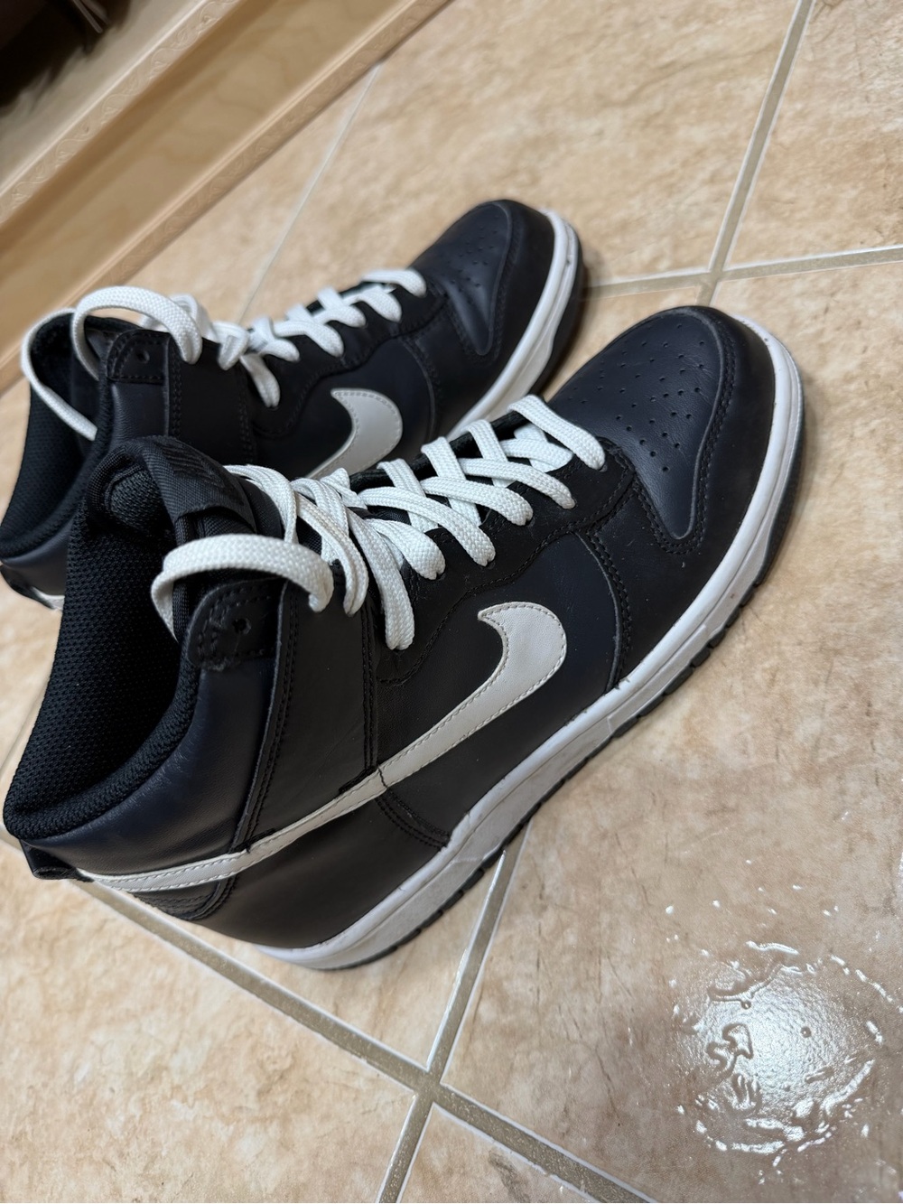 Nike Black and White Men's High-Top Sneakers